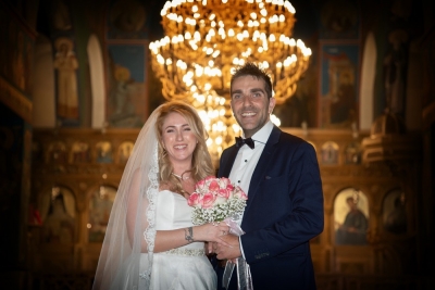 Βαγγέλης - Ηλιάνα: Υπέροχος Γάμος σε ζεστά, μπορντό και ροζ χρώματα